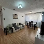 Moderno Y Comodo Departamento